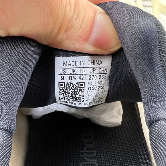 Yeezy 700 Mens 9 Shoes White Black Azael V3 Adidas Kanye West 2022 Ye Sneakers 1 - Picture 8 of 10